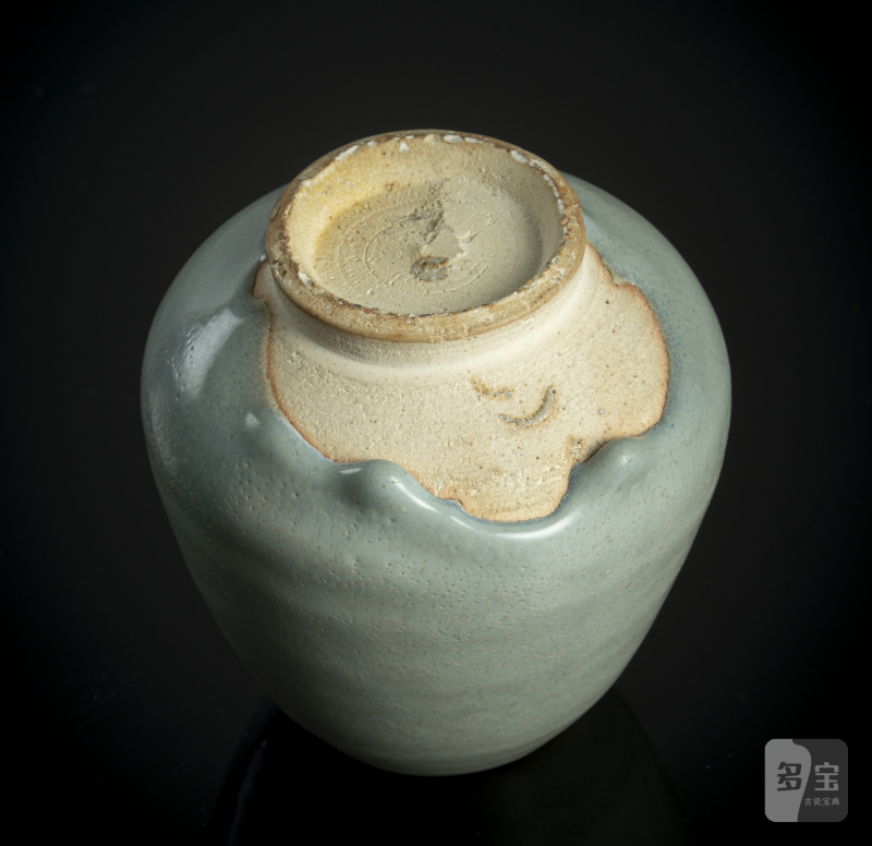 A lotus bud vase with Jun glaze - 图4